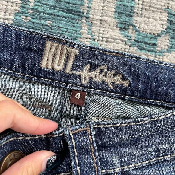 KUT‎ from the Kloth Catherine Dark Wash Denim Cuffed Shorts - Size 4 - Picture 4 of 10